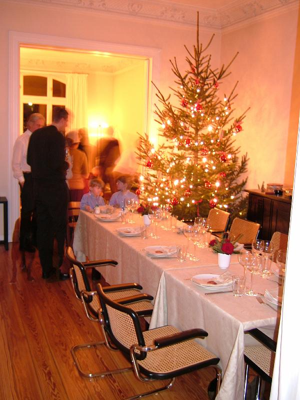 CundT2007_1224AQ.JPG - Schön ist das Haus geschmückt und ungeduldig die hungrigen Mäuler.