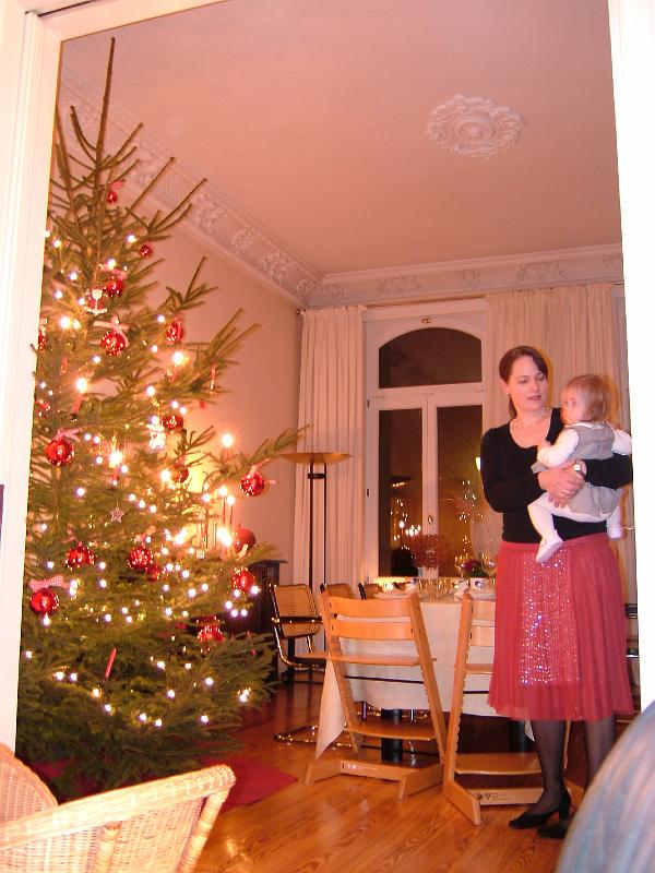 CundT2007_1224AR.JPG - Carolin's erstes Weihnachtsfest